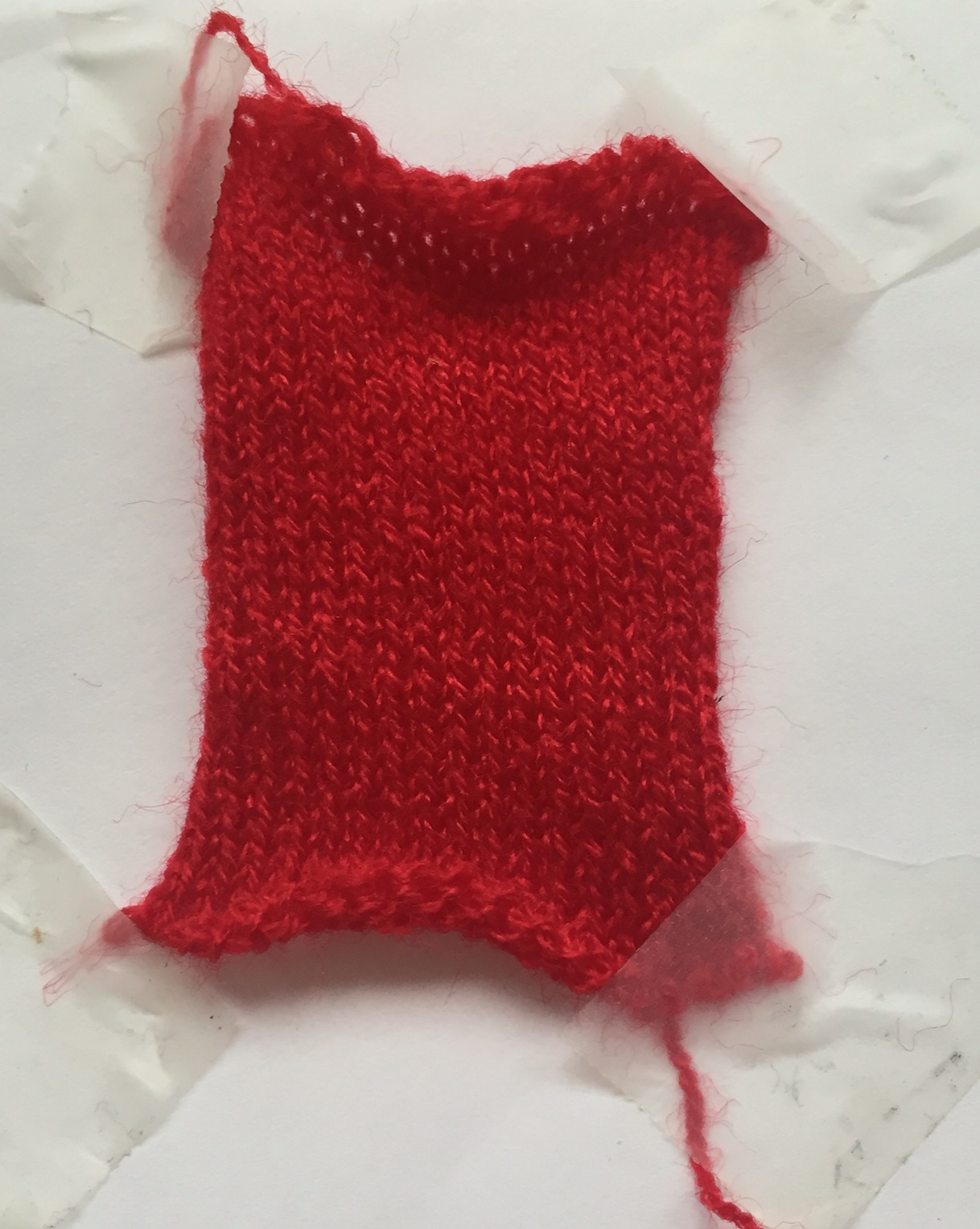 a recreation of my first swatch, and what the above knitout logic produces. alas, the original is lost to the sands of time…
